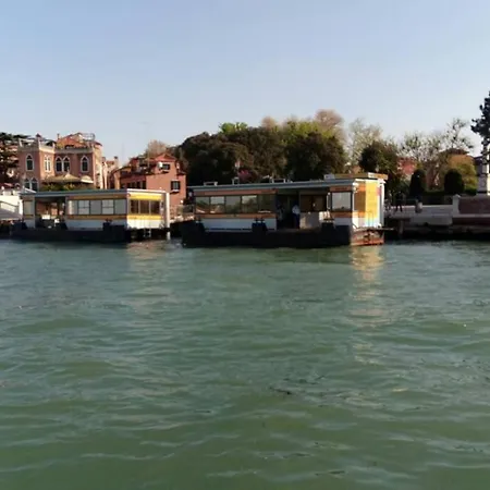 アパート Facevenice Biennale Giardini Wifi *